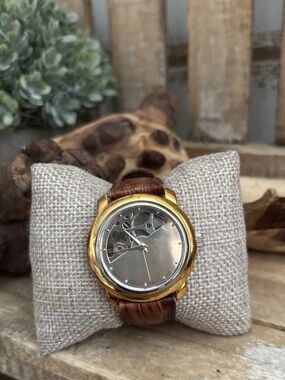 Vtg. Visible Mechanical Skeleton Dial Exhibition Back Watch Leather Worn ONCE!
